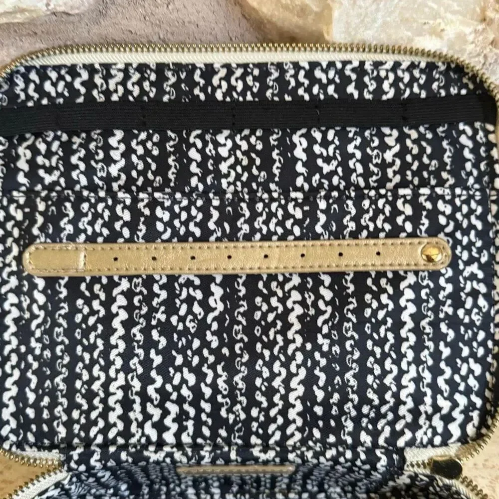 Stella & Dot snake print travel jewelry box. Travel organization